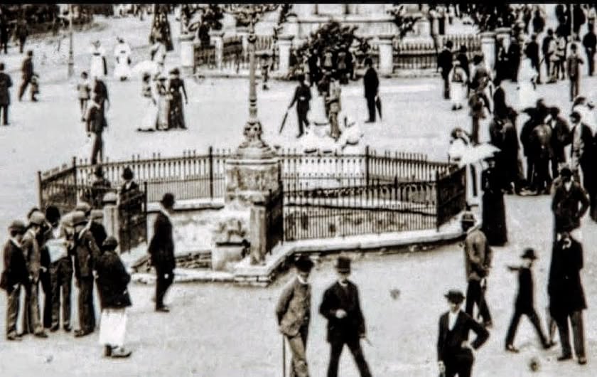 Trg bana Jelačića 1880. godine. Manduševac